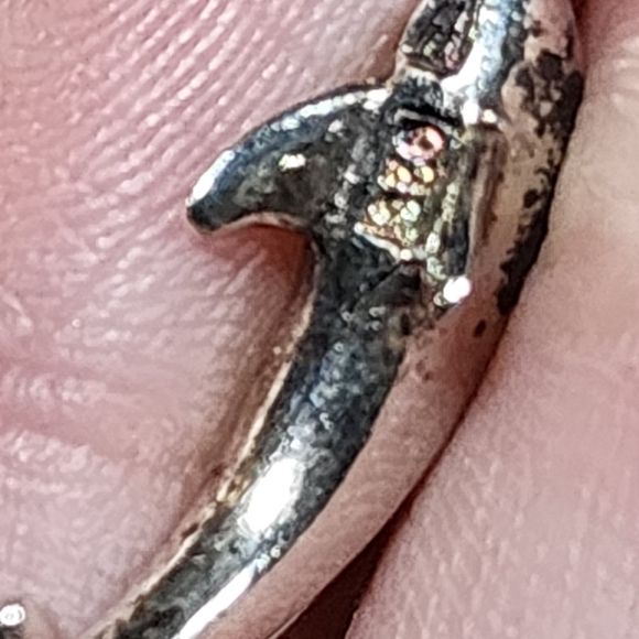 Vintage charm for charm bracelet. Dolphin. Sterling Silver. Previously adored. - Picture 4 of 5